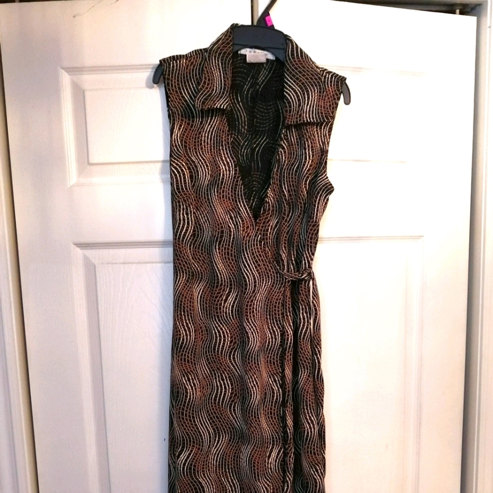 Retro style wrap dress